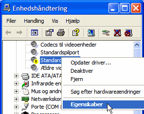 Ikke-virkende drivere markeres med et udråbstegn